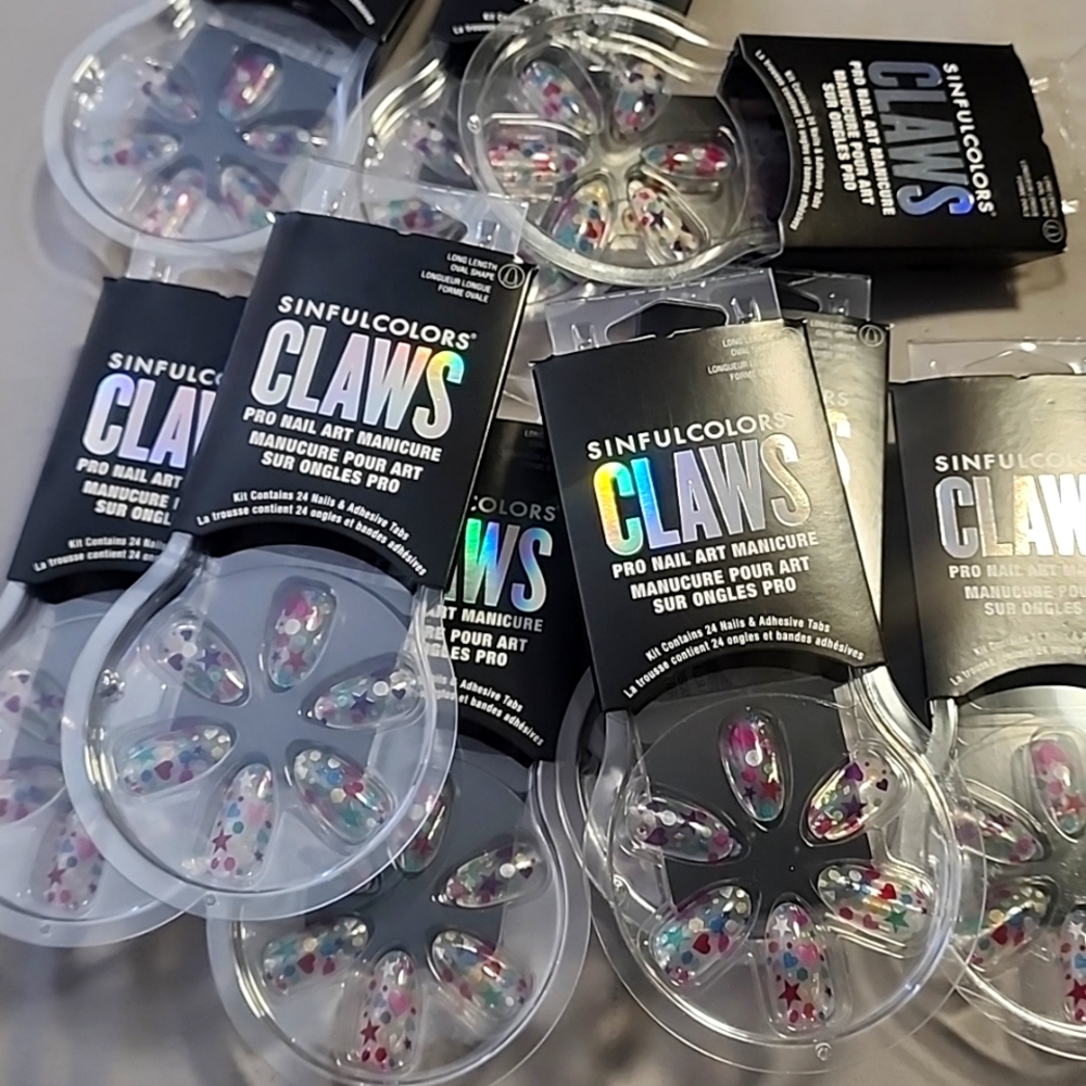 NIB SinfulColors "Claws" Press-On Nails